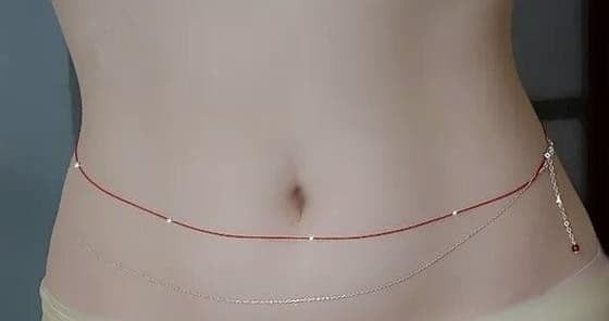 Nhiều phụ nữ bị đưa vào nhà thổ vì hoàn cảnh gia đình khó khăn hoặc gia cảnh nghèo túng. 