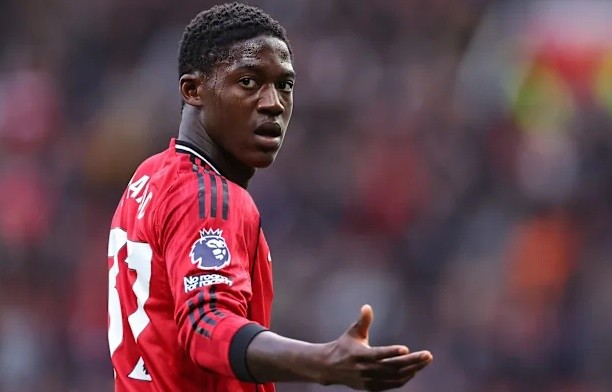 Bayern tự tin chiêu mộ thành công Mainoo từ MU.