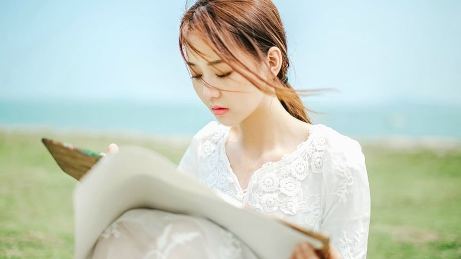 Người có phúc khí thường sở hữu nét mặt hiền hậu, ánh mắt ấm áp, mang lại cảm giác dễ gần. Ảnh minh họa