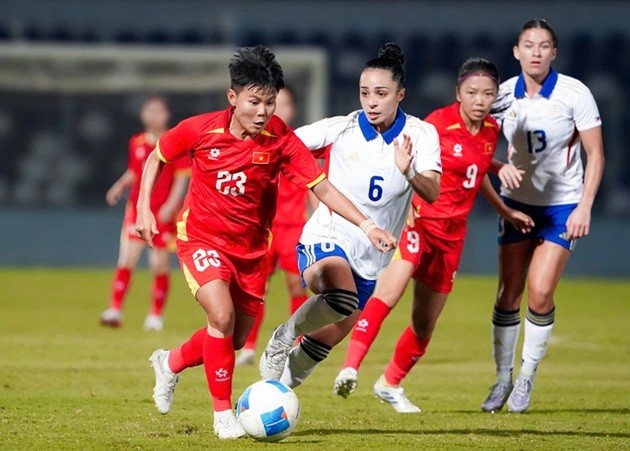 Việt Nam cần vực dậy sau trận thua Philippines.