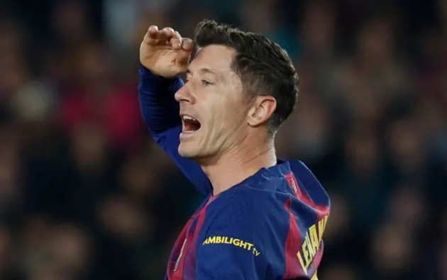 Lewandowski vô duyên tại Champions League