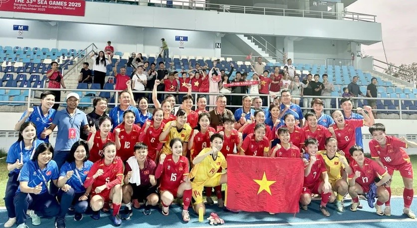 VFF thưởng nóng cho tuyển Nữ Việt Nam.