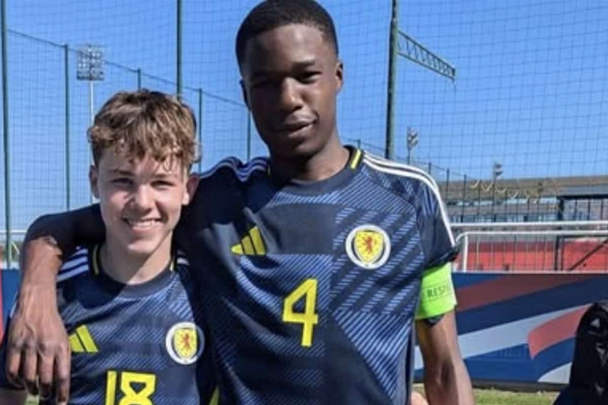 Jikiemi (phải) được giới chuyên môn đánh giá cao.