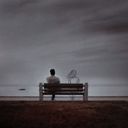 Người luôn mang năng lượng tiêu cực, hãy tránh xa