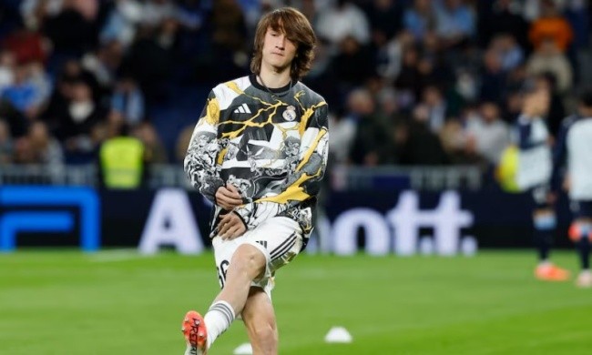 Real khủng hoảng hàng thủ.