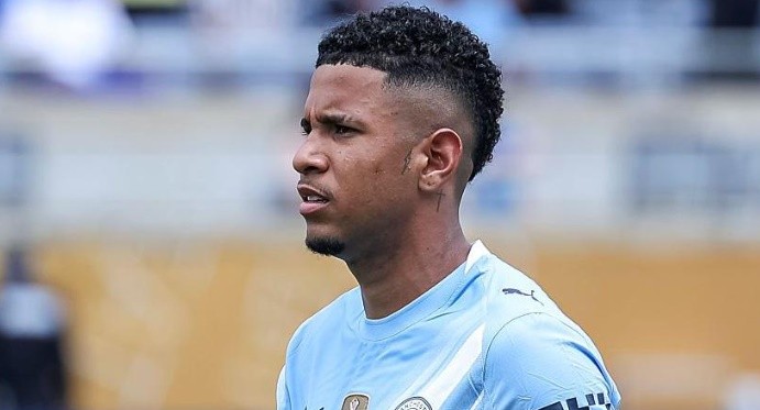 Savinho vào diện thanh lý của Man City.