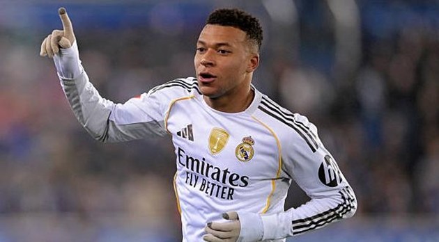 Kylian Mbappe tỏa sáng ở trận đấu với Alaves.