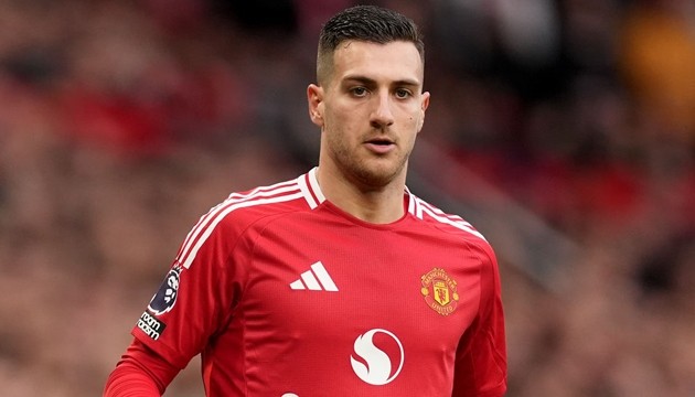 Real Madrid nhắm Dalot.