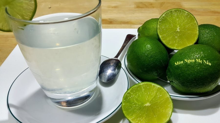 Uống nước chanh muối ấm vào buổi sáng là thói quen của nhiều người