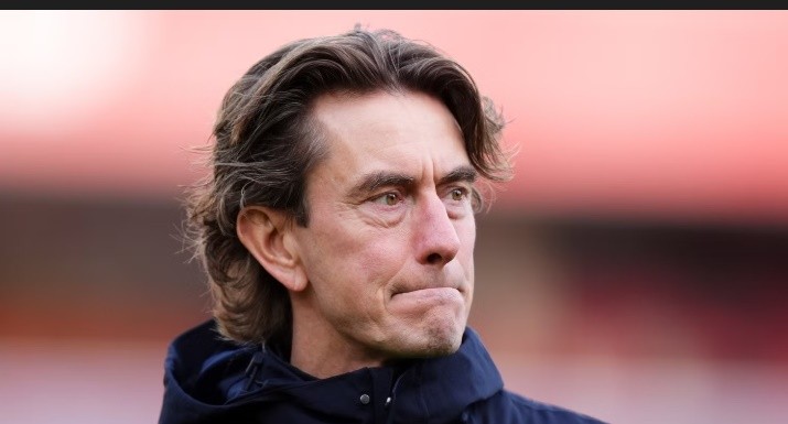 Frank đứng trước nguy cơ bị sa thải/