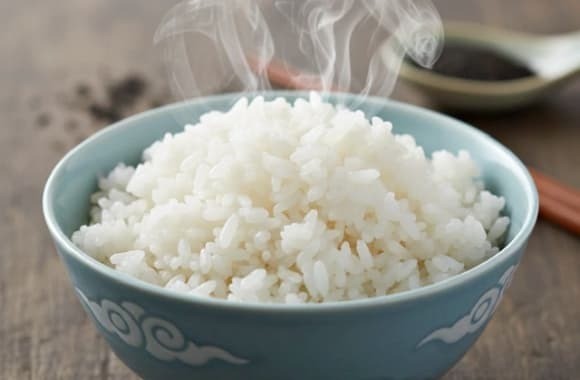 Sau khi nấu chín, tinh bột trong gạo trở nên mềm và dễ tiêu hóa.