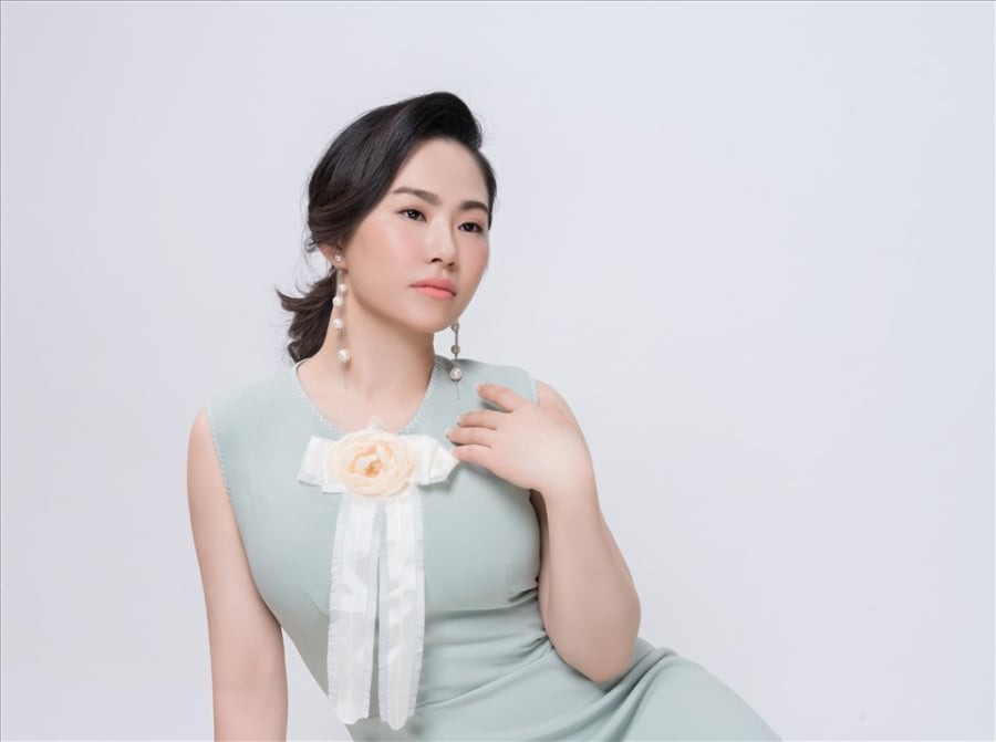 Lương Bích Hữu.Lương Bích Hữu cho biết cô gặp tai nạn trên phim trường, sau khi vào bệnh viện để kiểm tra vết thương thì phát hiện khối u. 