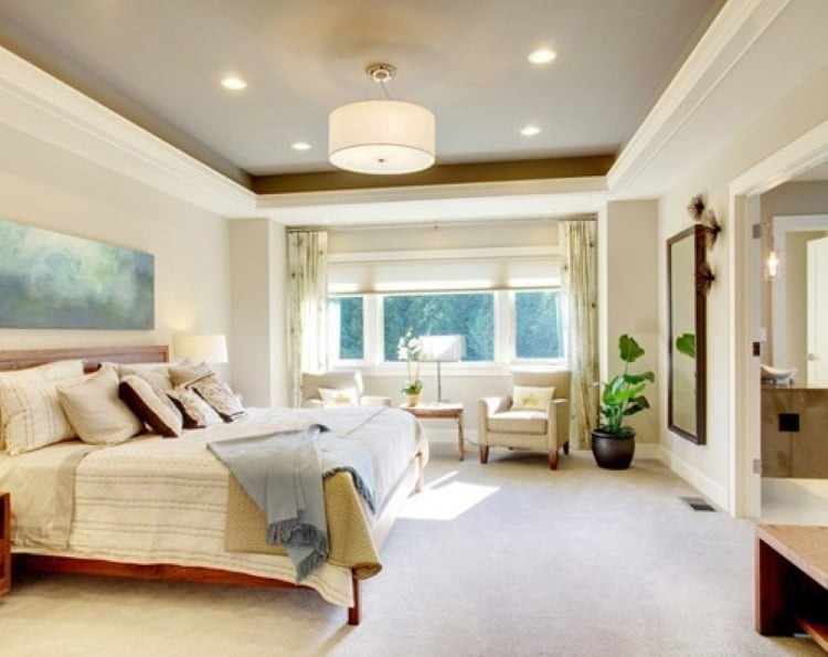 Cửa phòng ngủ bị cửa lớn chiếu thẳng vào sẽ ảnh hưởng đến sức khỏe và tài vận cho người ở. (Ảnh minh họa)