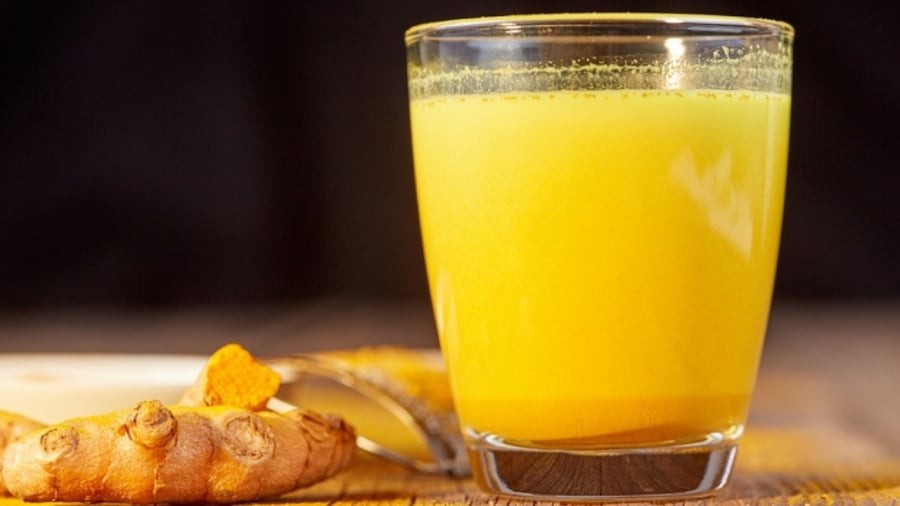 Tinh bột nghệ có nhiều công dụng tốt cho sức khỏe nhờ hàm lượng curcumin cao