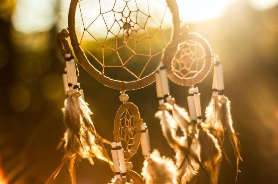 Những người sinh tháng 3 âm lịch sẽ tích lũy được số tiền khá lớn để tận hưởng tuổi già như ý nguyện. (Ảnh minh họa)