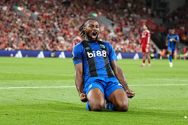 Semenyo có thể thi đấu ở một vị trí khác nếu chuyển đến Man Utd. 