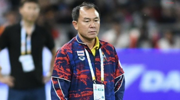 HLV Thawatchai đối mặt nguy cơ bị sa thải sau thất bại ở chung kết SEA Games 33.