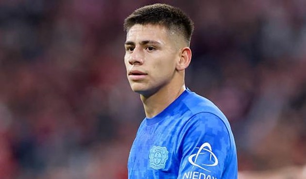 Claudio Echeverri không tìm được chỗ đứng ở Bayer Leverkusen.