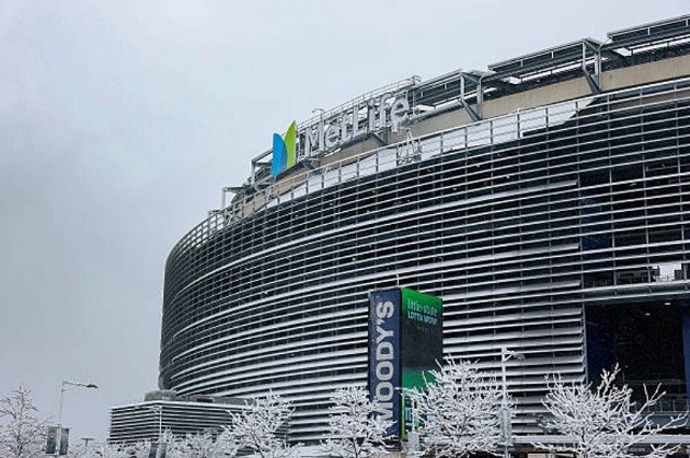 Giá vé vào sân ở Mỹ biến động theo thời gian thực.