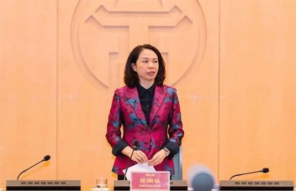 Cùng với đó, lực lượng quản lý thị trường tăng cường kiểm tra, kiểm soát, xử lý nghiêm các hành vi buôn lậu, gian lận thương mại, hàng giả, hàng không rõ nguồn gốc và vi phạm an toàn thực phẩm trong cao điểm cuối năm, dịp Tết Dương lịch, Tết Nguyên đán và mùa lễ hội Xuân 2026.

