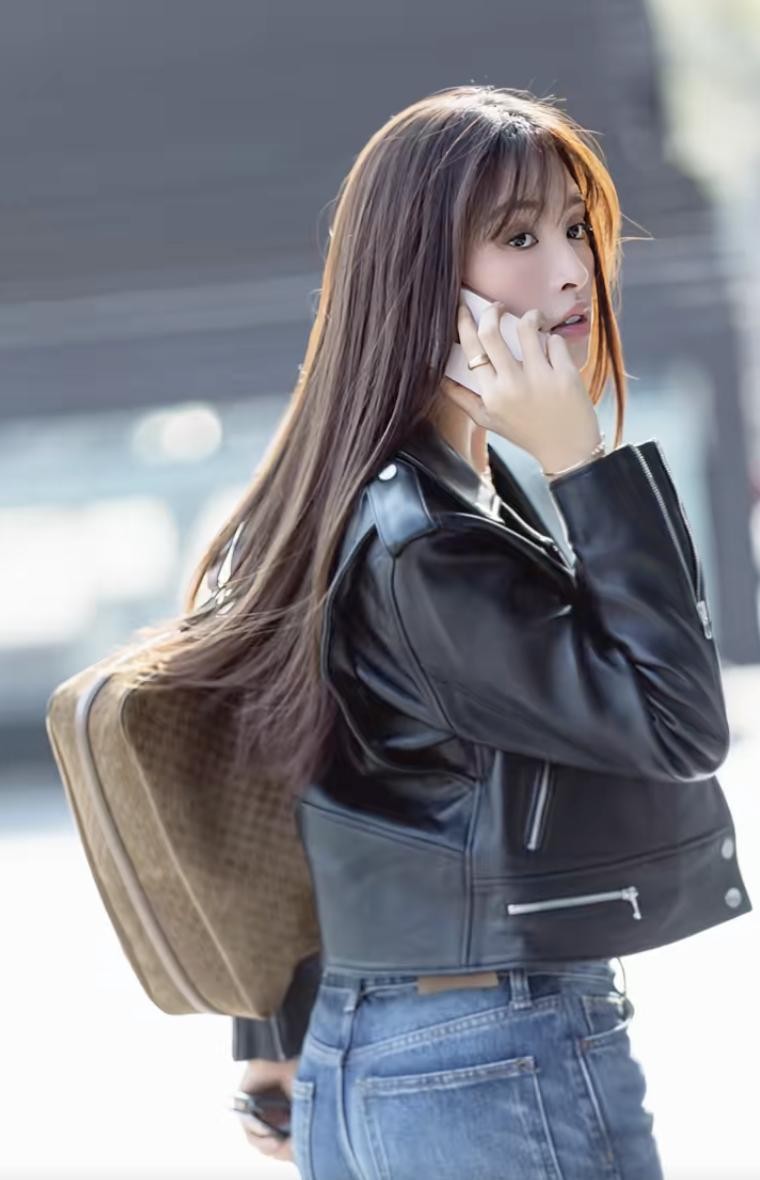 601829288_1321093196718343_3578849599511933546_n