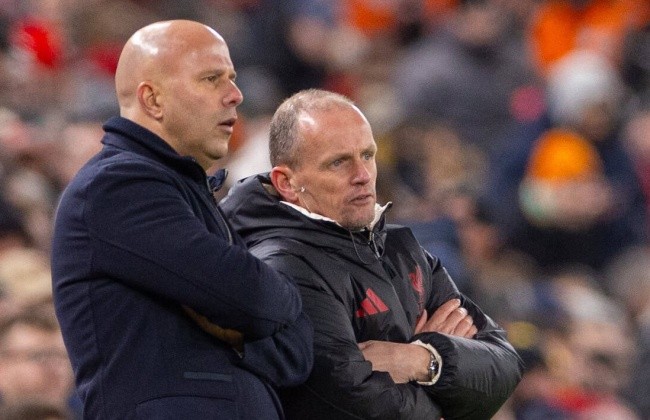 Slot lên các phương án đội hình khi thiếu vắng Salah.