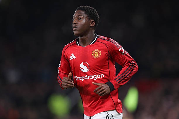 Kobbie Mainoo cân nhắc chia tay Manchester United.