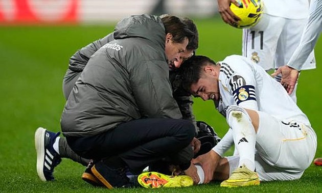 Federico Valverde bỏ ngỏ khả năng ra sân ở trận đấu với Sevilla.