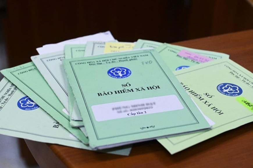 Không nhận lương hưu hoặc trợ cấp bảo hiểm xã hội hàng tháng, hoặc đang nhận nhưng thấp hơn mức trợ cấp hưu trí quy định tại Nghị định;

