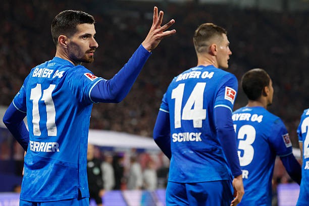 Leverkusen giành trọn 3 điểm trước Leipzig. 