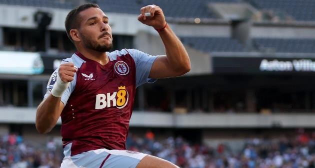 Buendia thăng hoa cùng Villa.