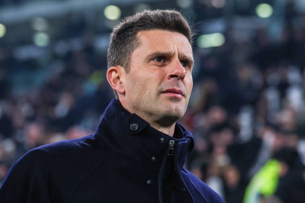 HLV Thiago Motta góp công lớn đưa Bologna tham dự Champions League.