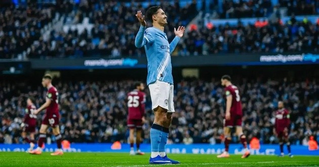 Reijnders có bàn đầu tiên tại Etihad cho Man City
