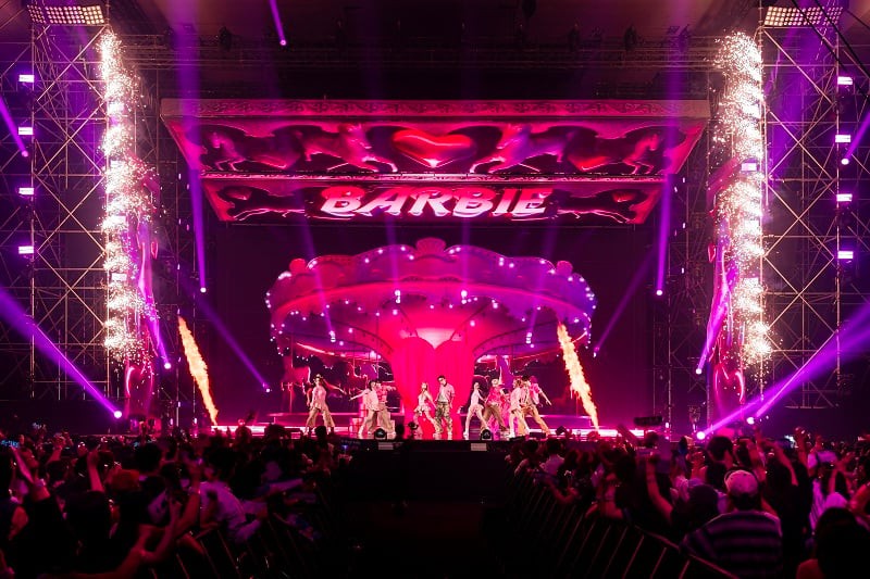 Bản remake ca khúc Barbie với sự kết hợp giữa ca sĩ Trang Pháp và dàn tân binh làm bùng nổ khán đài