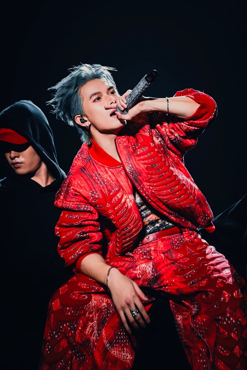 Cường Bạch bùng nổ cá tính âm nhạc với tiết mục 