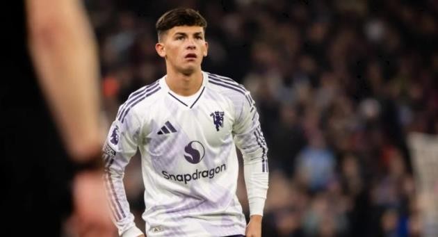 Shea Lacey để lại dấu ấn trong ngày ra mắt.