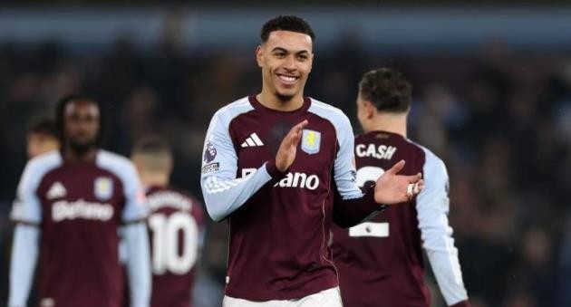 Morgan Rodgers tỏa sáng trước MU.