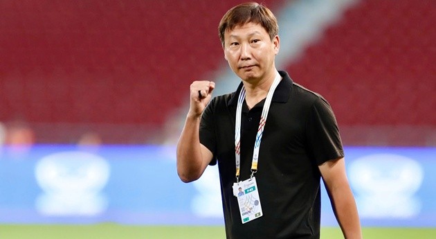 VFF có điều khoản tự gia hạn với HLV Kim