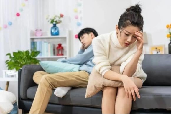 Nói cho cùng, bởi vì ở bên tiểu tam, anh ta cảm thấy dễ chịu và hưởng thụ hơn.

