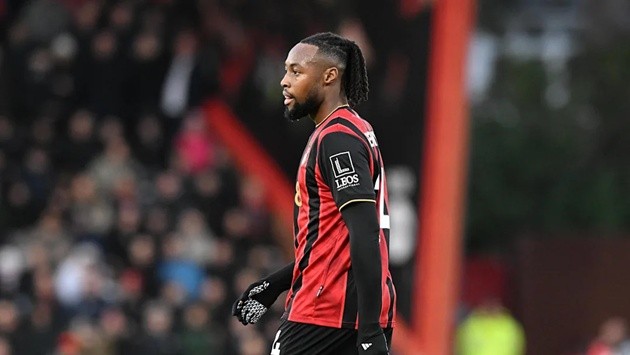 Semenyo buộc Chelsea thay đổi kế hoạch