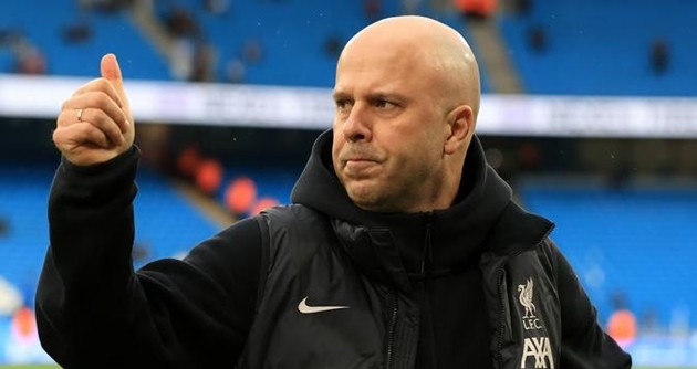 Arne Slot có thể phải thay đổi chiến thuật của Liverpool.