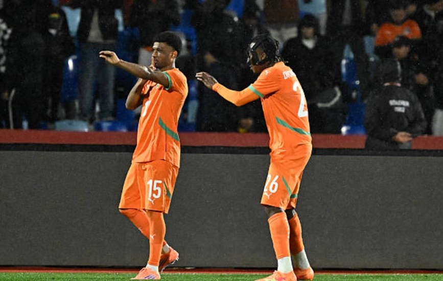 Amad Diallo sắm vai người hùng của Bờ Biển Ngà.