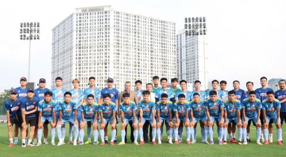 Chủ tịch VFF thăm và động viên U23 Việt Nam.