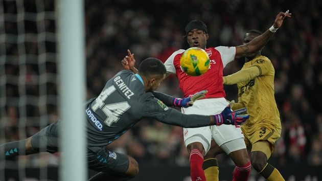 Madueke và các đồng đội vô duyên trước khung thành