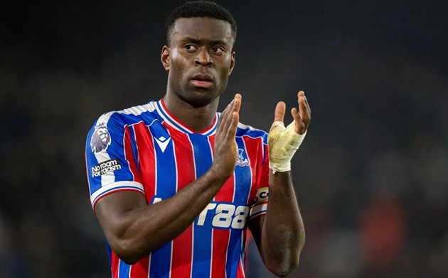 Guehi được cho đã đạt thỏa thuận ngầm với Liverpool