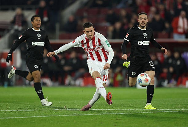 El Mala đang được nhiều CLB lớn săn đón.