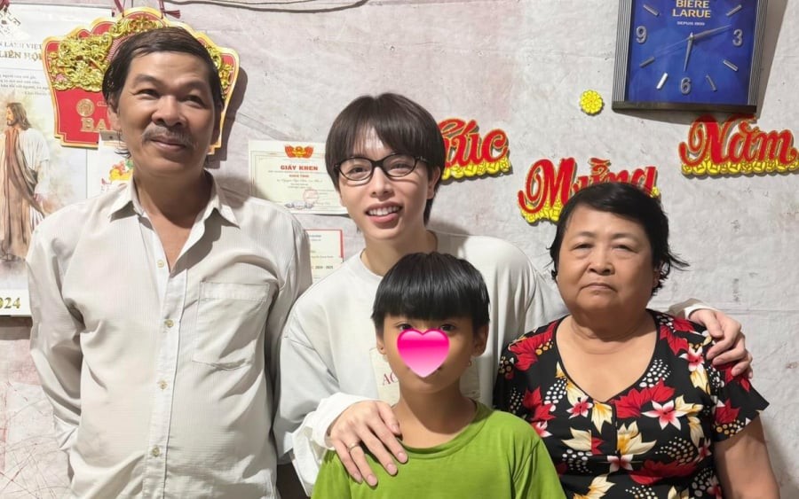 Đức Phúc tiết lộ sự thật câu chuyện 'bác tài xế bị hủy chuyến vì chạy xe cũ'
