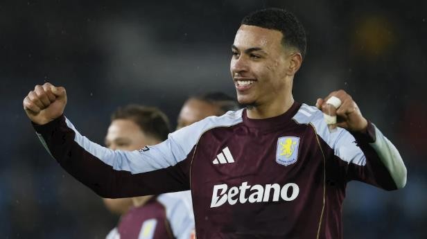 Rodgers bùng nổ cùng Villa.