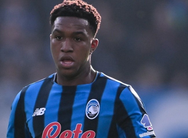 Chelsea tăm tia Honest Ahanor của Atalanta.