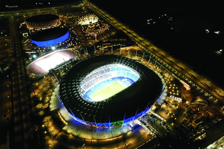 Sân vận động Misr vừa được khánh thành năm 2024 tại Ai Cập có sức chứa lên đến 93.000 chỗ ngồi.